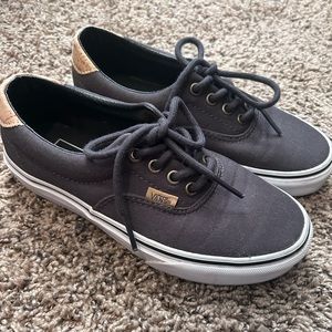 LIKE NEW Vans Shoes size 4